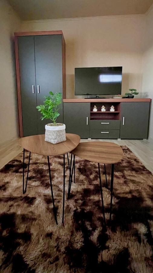 Garzon/ Studio Apartment Sahy Exterior photo