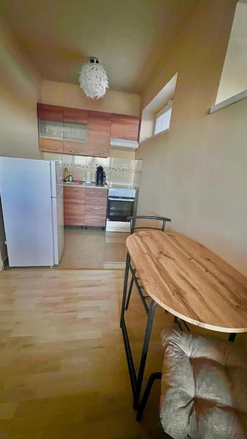 Garzon/ Studio Apartment Sahy Exterior photo